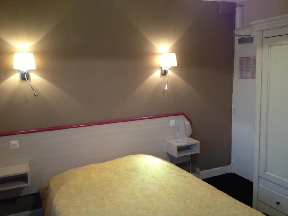Hôtel La Champagne Ardenne Cabourg Inn in Cabourg