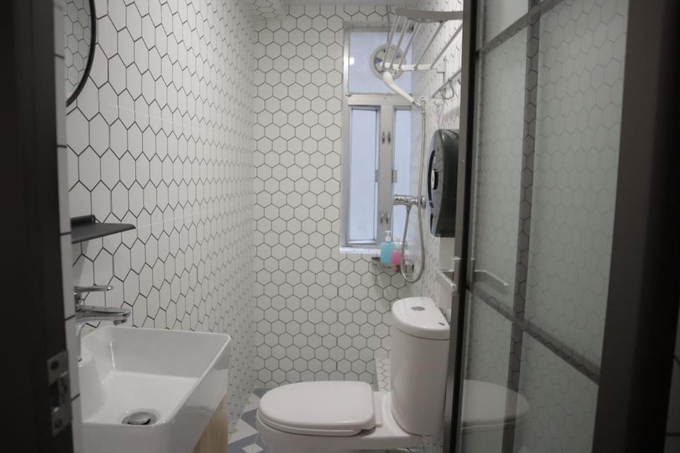 Tong Luo Wan Hostel Bed and Breakfast in Hong Kong