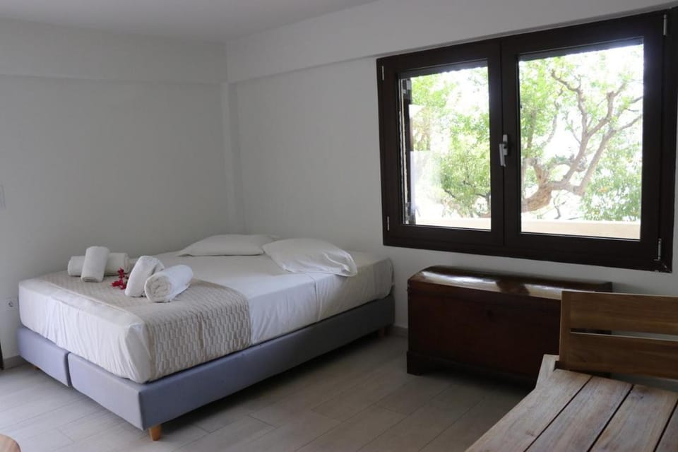 Grand Bleu Apartments & Villas Apartment in Argolis, Greece