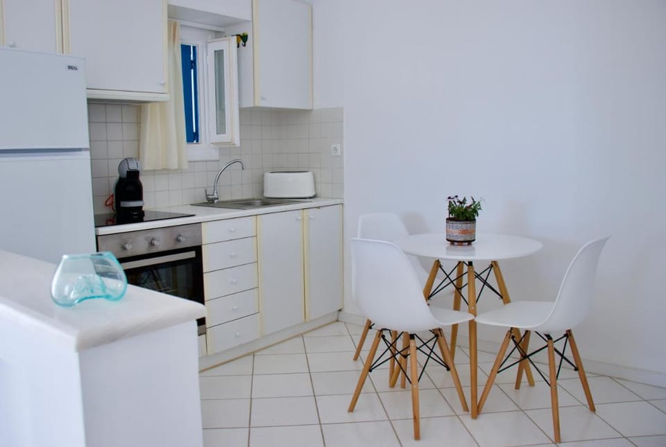 Grand Bleu Apartments & Villas Apartment in Argolis, Greece