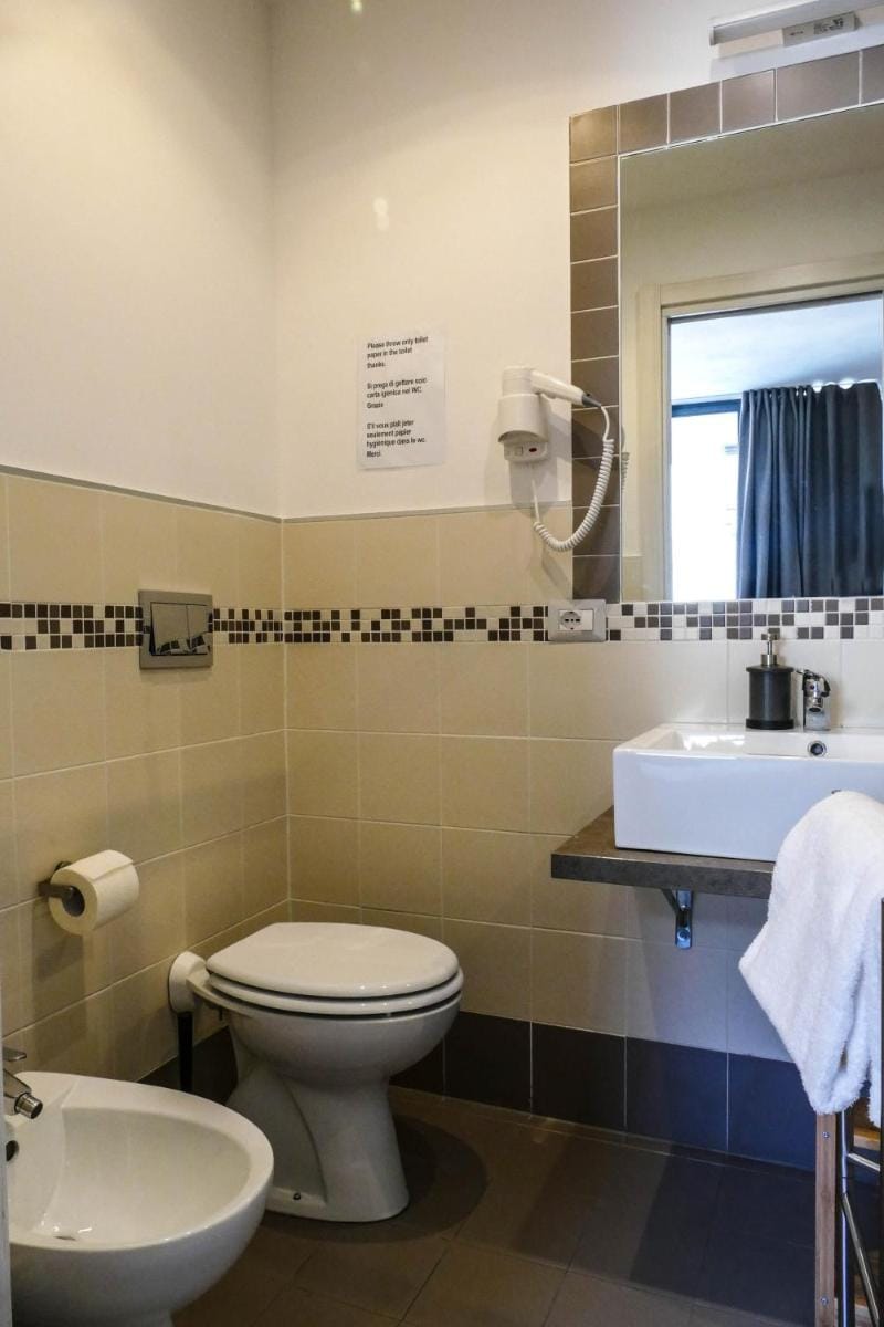 Gialel Pisa Guest House Bed and Breakfast in Pisa