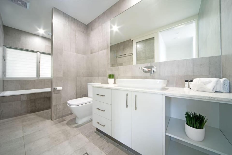 Oleander Holiday Home - Airlie Beach Villa in Airlie Beach