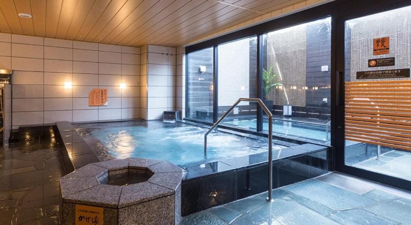 APA Hotel & Resort Nishishinjuku-Gochome-Eki Tower Hotel in Shibuya