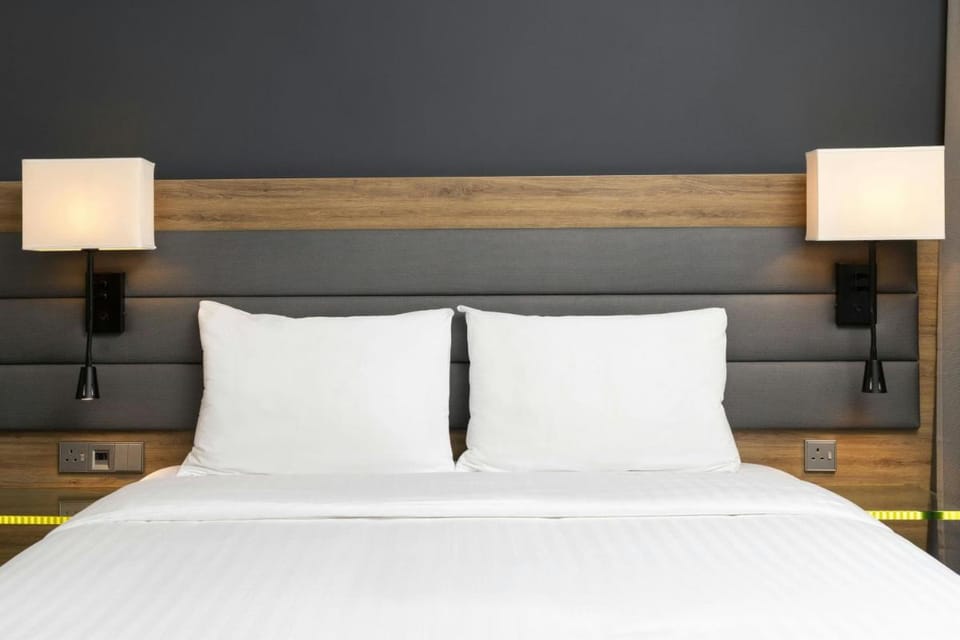 Moxy by Marriott London Heathrow Airport Hotel in Hounslow