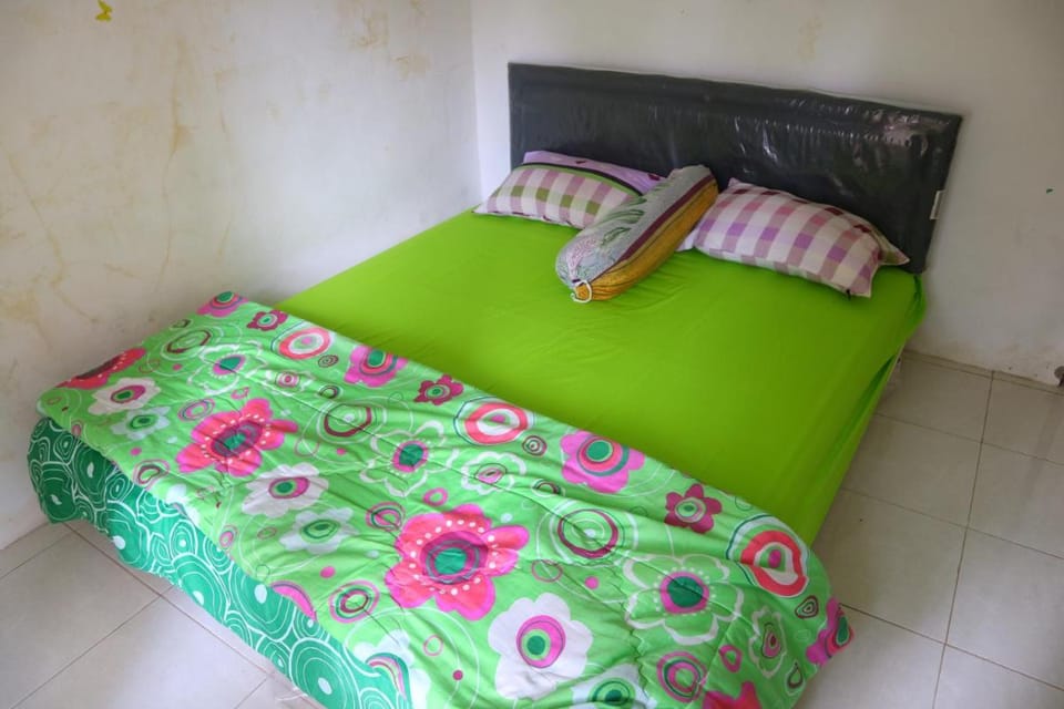Rajawali Guesthouse Vacation rental in Special Region of Yogyakarta