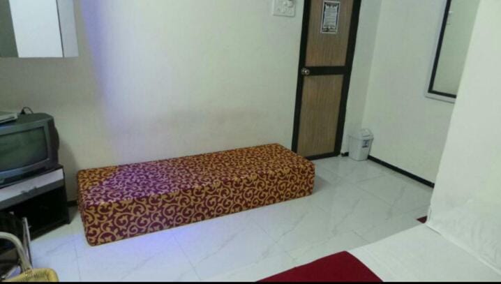 New Metro Guest House Hotel in Mumbai