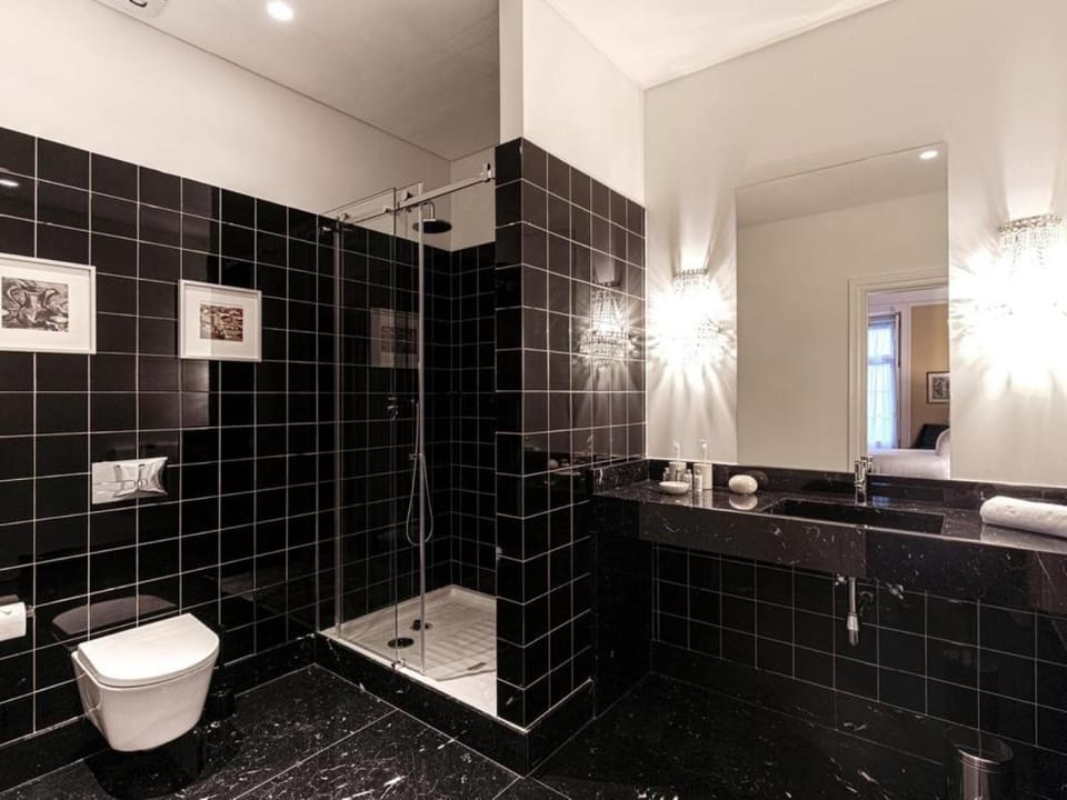 Dear Lisbon - Bordalo Palace Chiado Bed and Breakfast in Lisbon