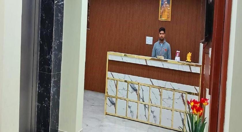 Pause dwelling Palace Hotel in Punjab, India