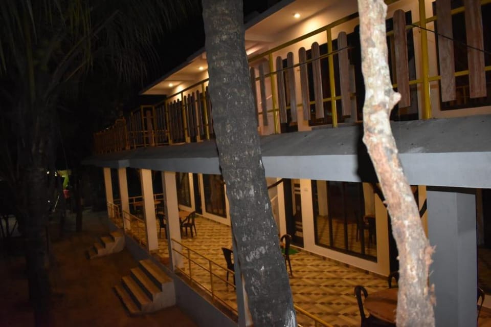 Coconut Garden Beach House Hotel in Maharashtra
