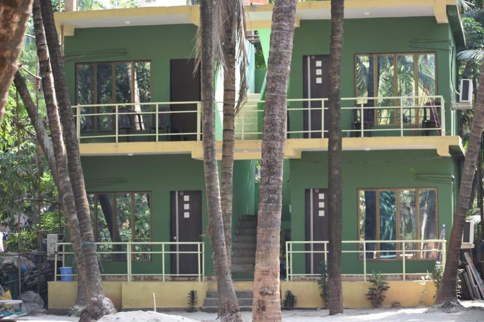 Coconut Garden Beach House Hotel in Maharashtra