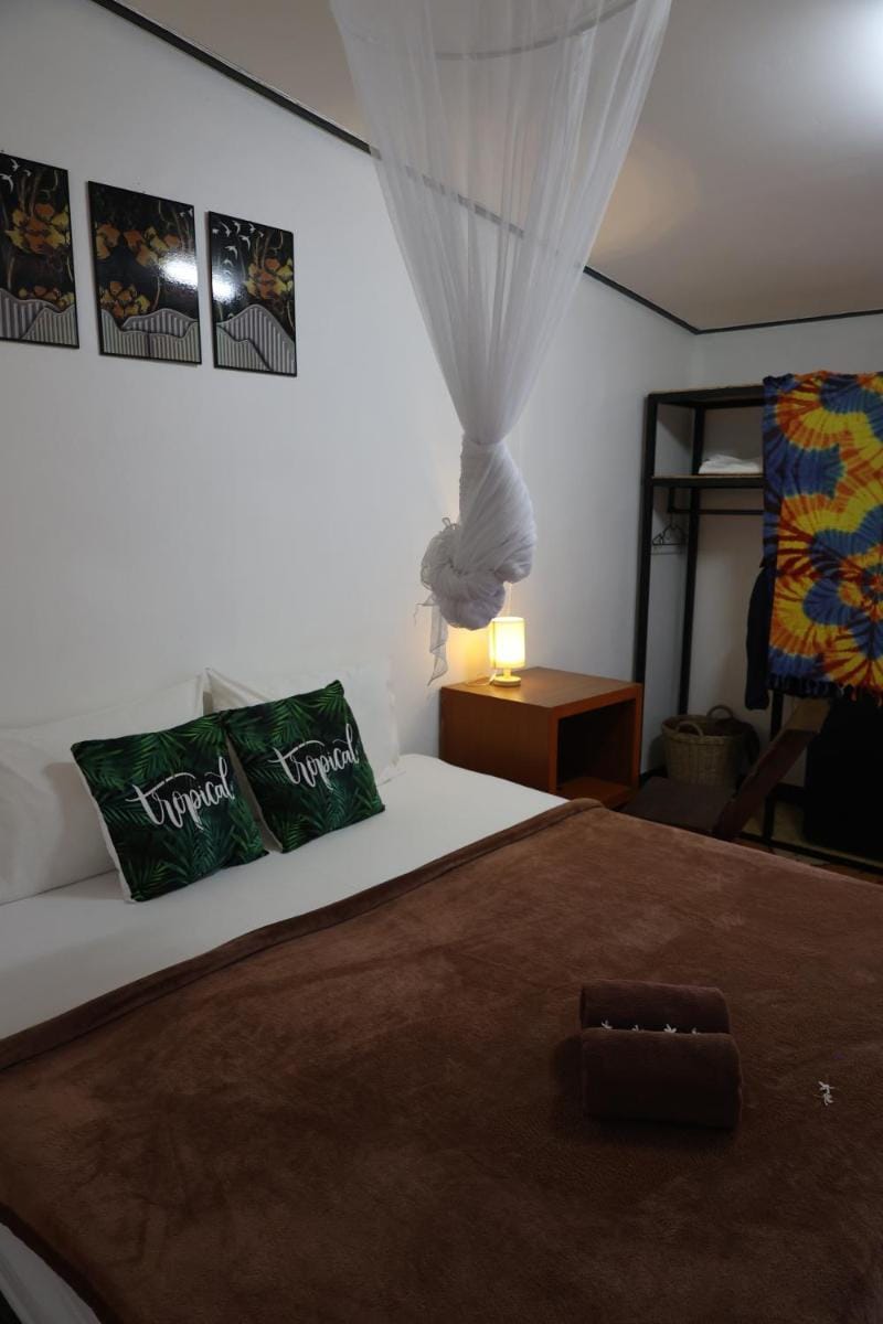 Long beach simple House Bed and Breakfast in Sala Dan