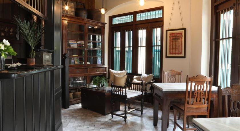 1905 Heritage Corner Bed and Breakfast in Bangkok