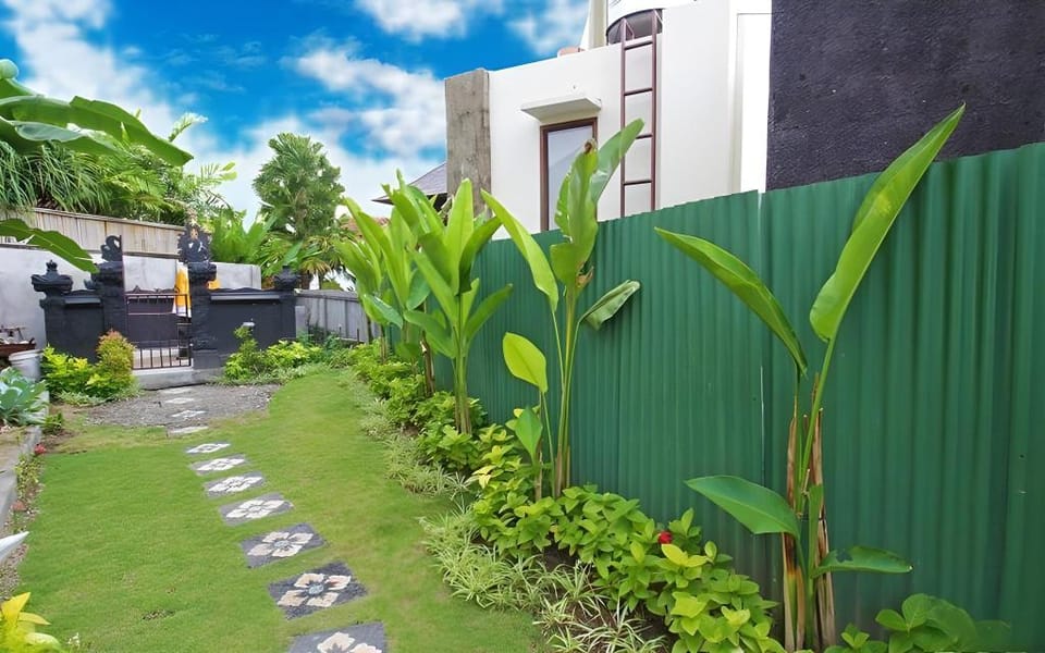 Mag Canggu Guesthouse Bed and Breakfast in North Kuta