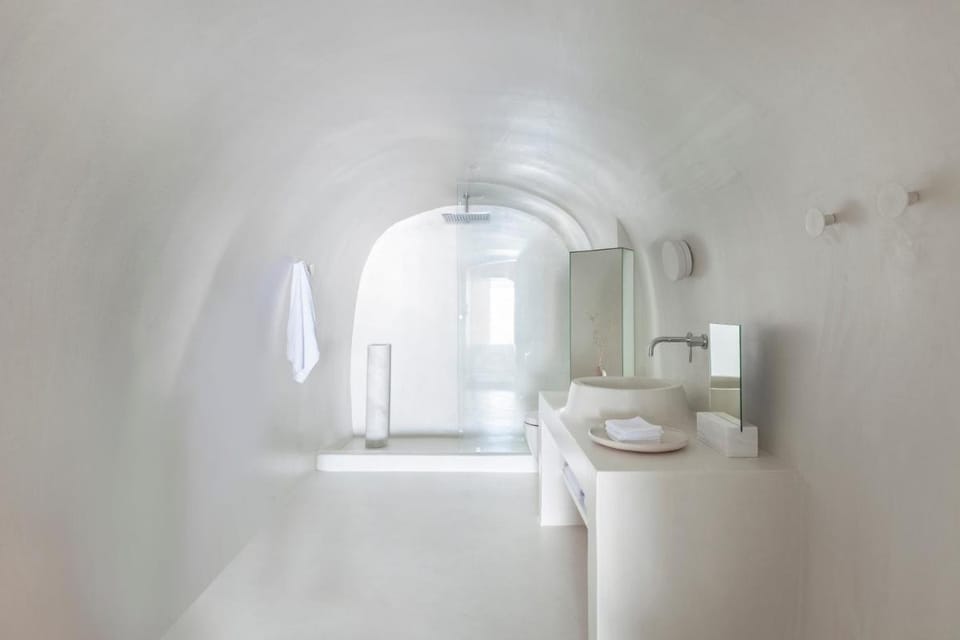 Aesthesis Boutique Villas Firostefani Villa in Thera