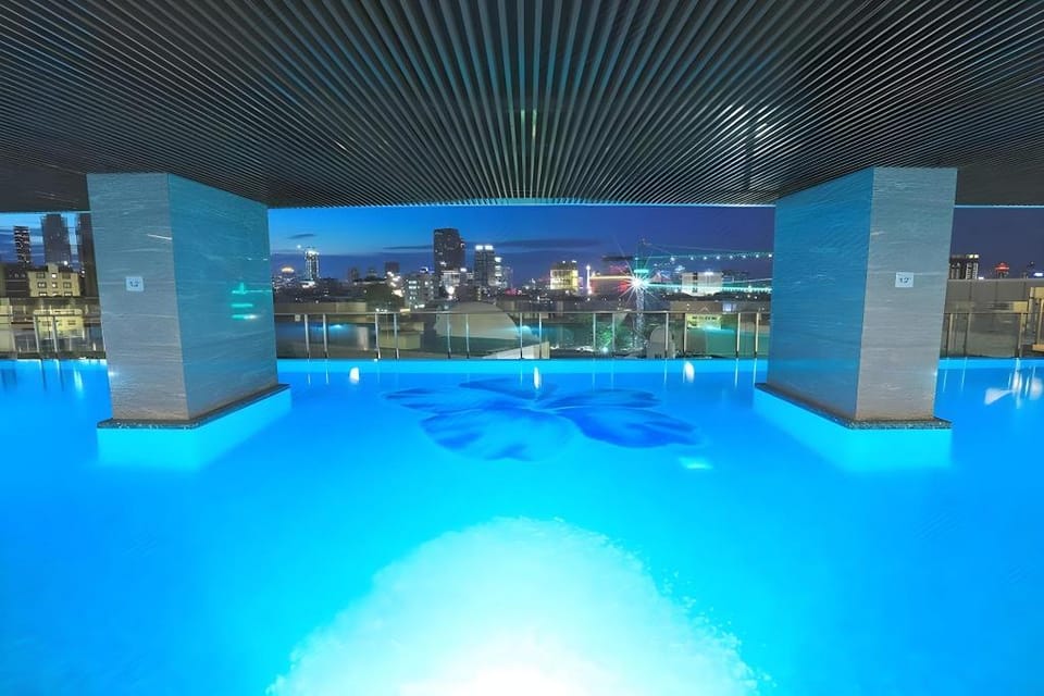 Menteng Park Exclusive Emerald Apartment in Jakarta