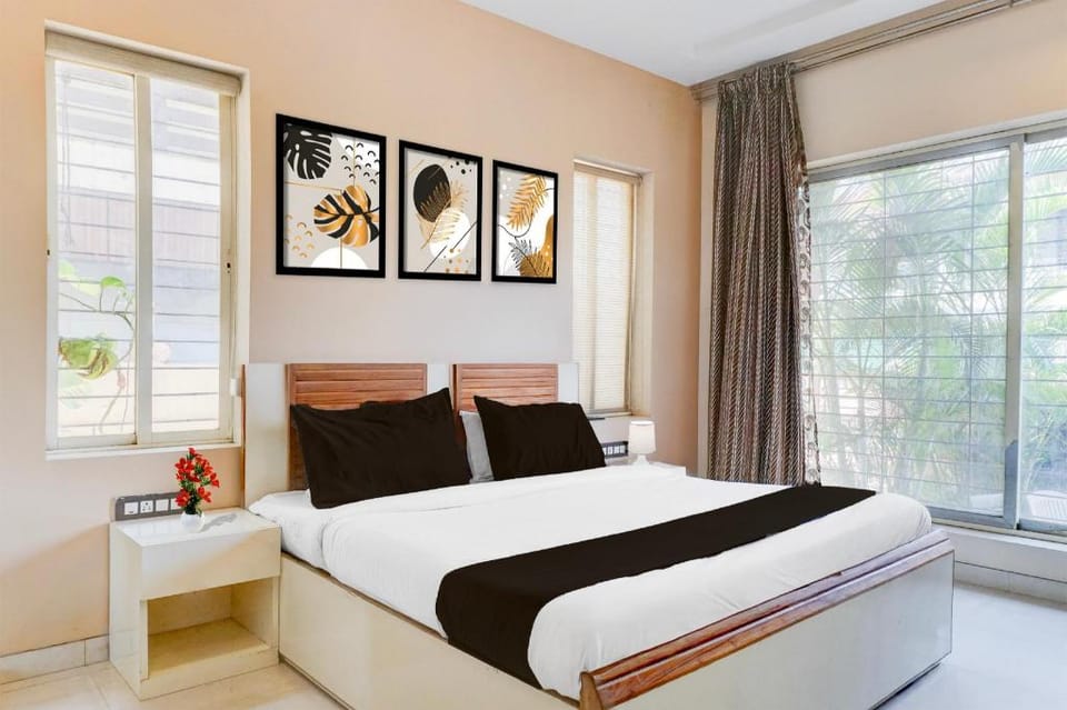 Collection O Varsoli Uptown formerly Carmello & Othelo Villas Hotel in Lonavla