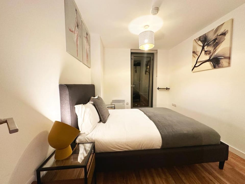 Media City Salford Quays Apartment in Salford