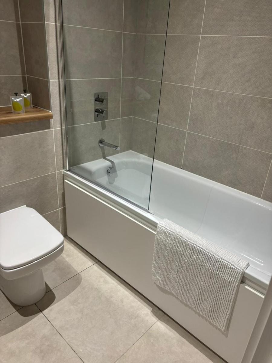 Media City Salford Quays Apartment in Salford