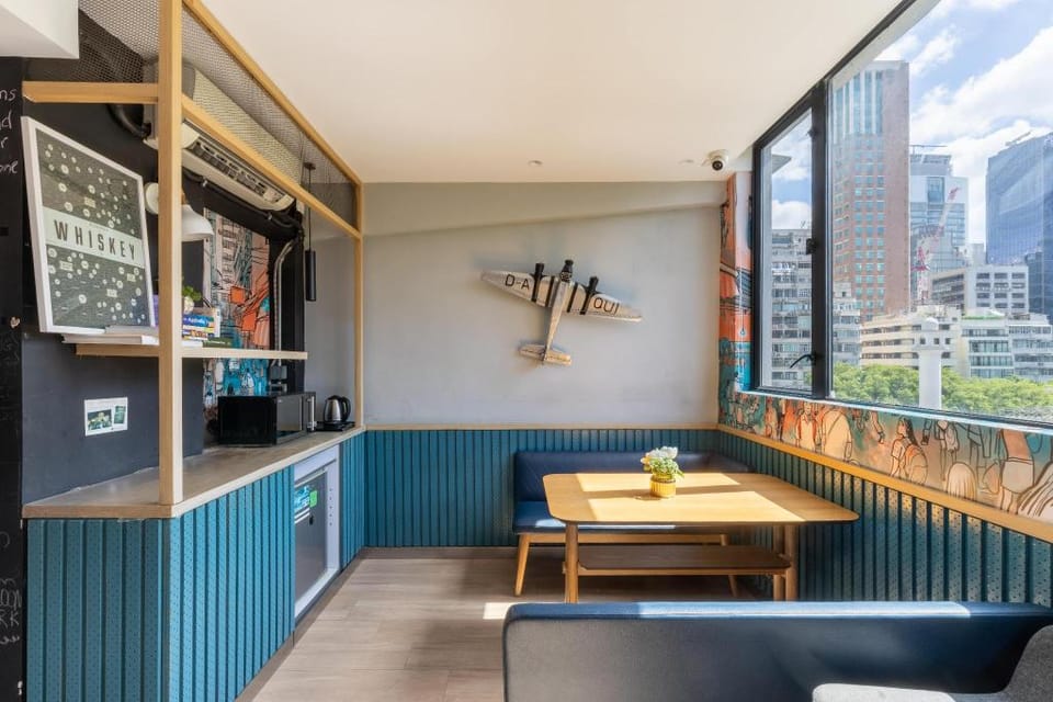 Atlas Guest House & Backpackers Bed and Breakfast in Hong Kong