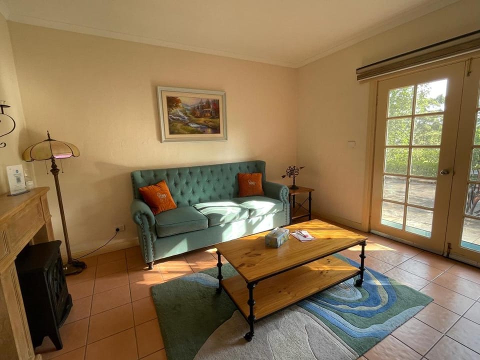 Villa Provence Estate Bed and Breakfast in Rothbury