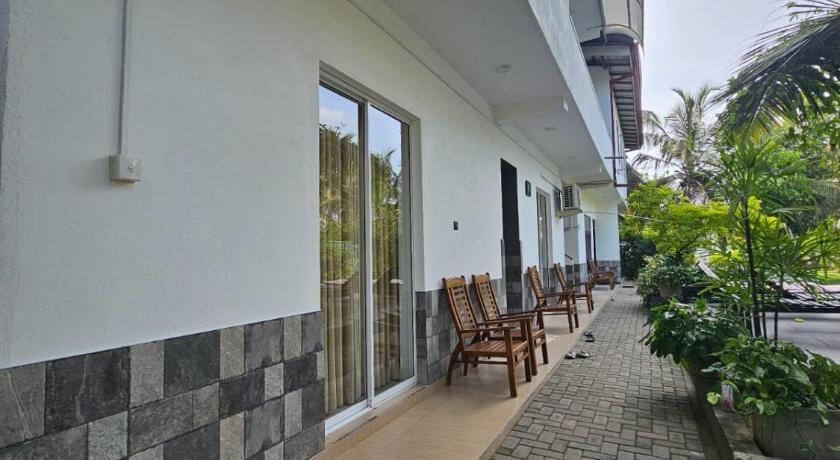 Optimum Residencies Bed and Breakfast in Negombo