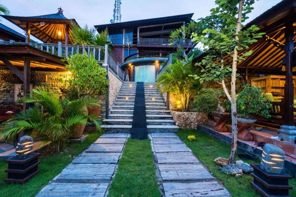 Jenggala Hill Campground/ 
RV Resort in Nusapenida