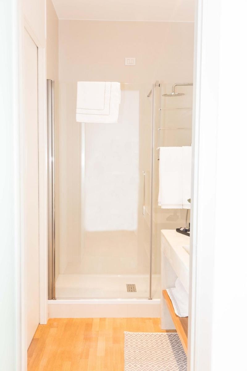 200 ROOMS & TERRACE Bed and Breakfast in Bari