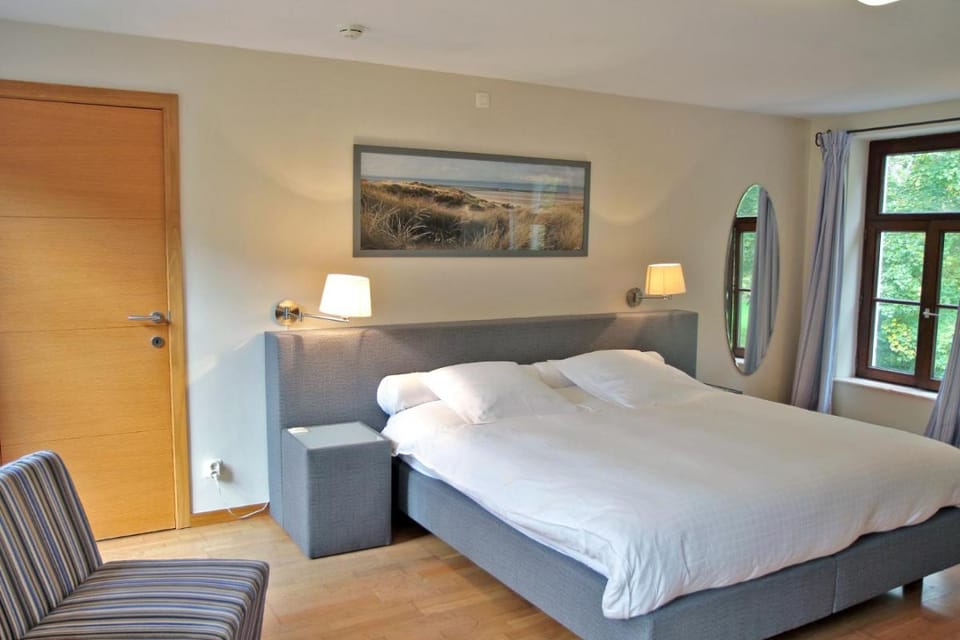 Hôtel - Ferme du Château d'Ahin Hotel in Wallonia, Belgium