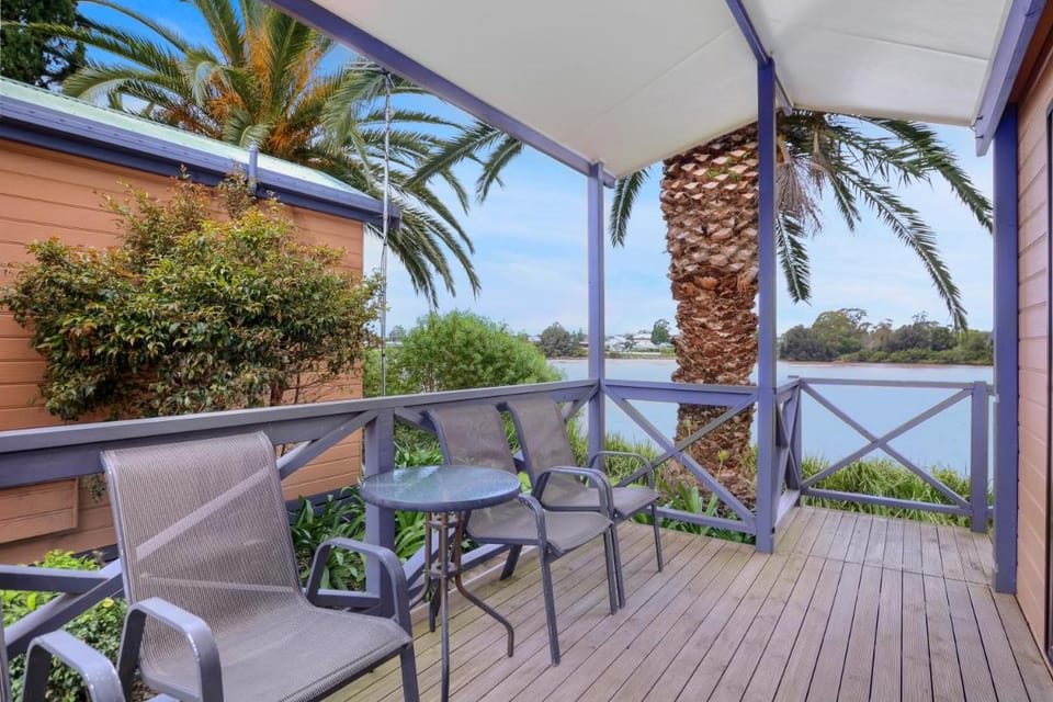 Moruya Holiday Park Campground/ 
RV Resort in Moruya