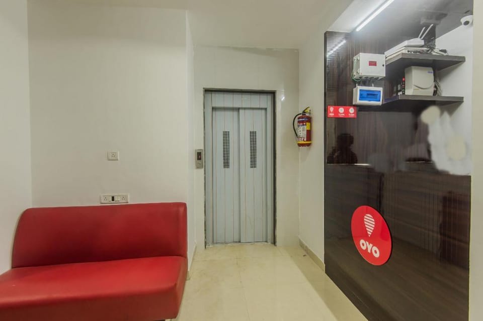 Hotel O Palace Inn Near Don Bosco (Borivali) Metro Station Hotel in Mumbai