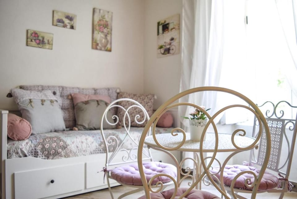 Maison la Mitra - Dimore Partenopee Bed and Breakfast in Naples
