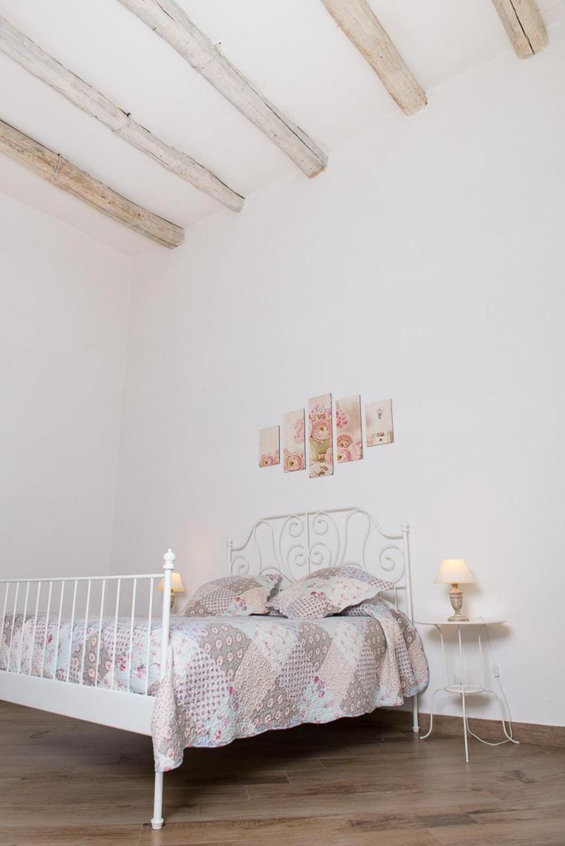 Maison la Mitra - Dimore Partenopee Bed and Breakfast in Naples