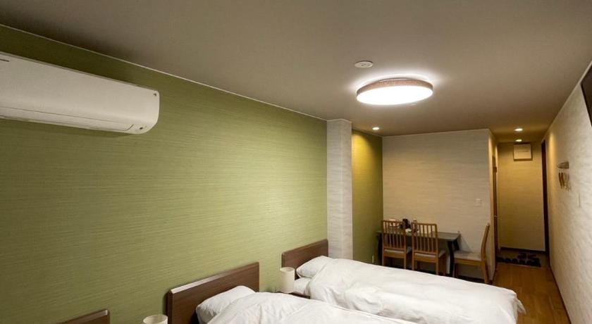 Guesthouse Goettingen Bed and Breakfast in Kyoto