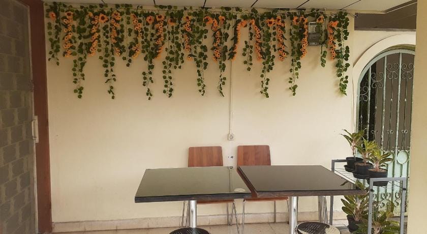 GIO Guesthouse Bogor (perlu bukti nikah) Bed and Breakfast in West Java