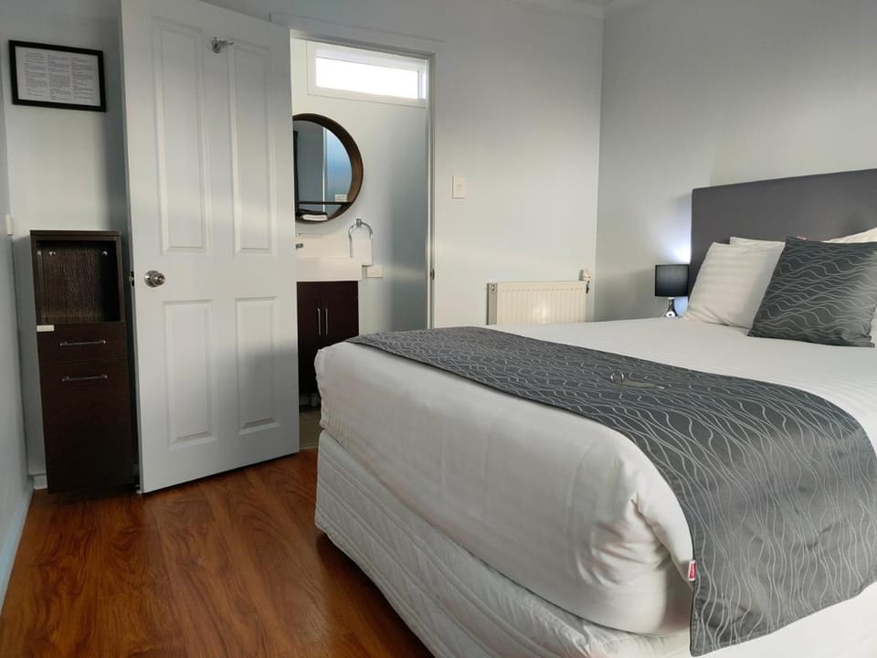 Tongariro Springs Boutique B&B Motel in Manawatū-Whanganui, New Zealand