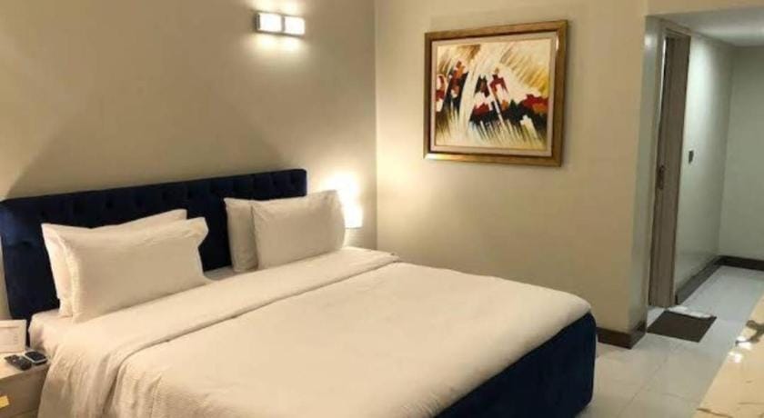 Galaxy Residency Family Guest House Hotel in Karachi