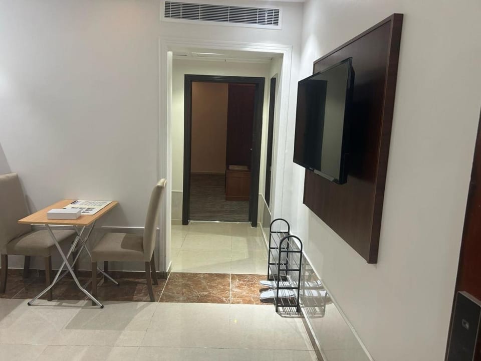 الفرسان المتحده للشقق المخدومه الحمدانيه شارع بيضون Apartment hotel in Jeddah