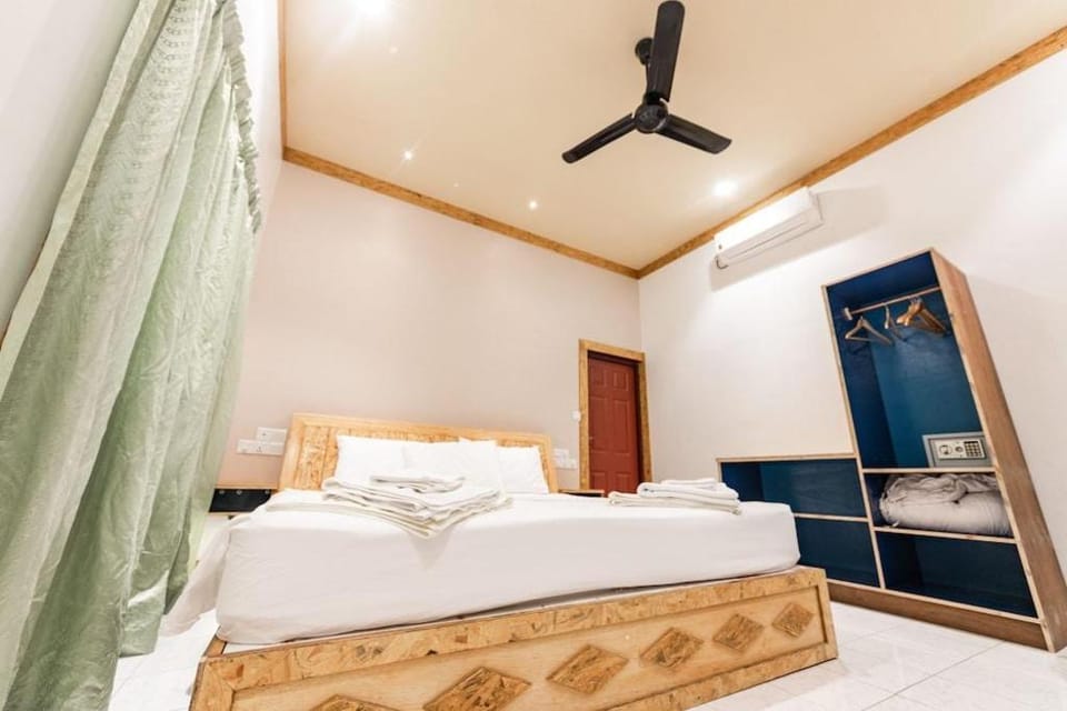 Veli Beach Inn Bed and Breakfast in Maldives