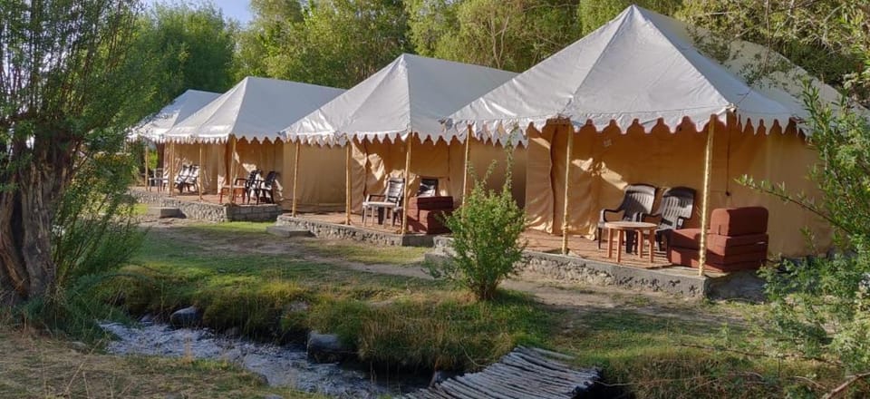 Royal Deluxe Camp & Resort, Hunder- Nubra Bed and Breakfast in India