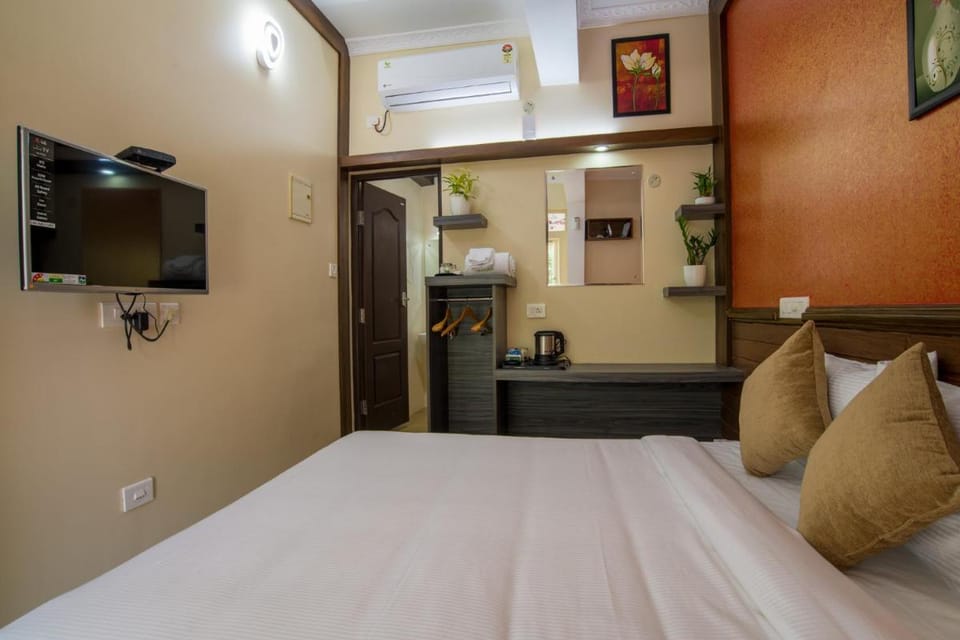 Gems 9 Airport Hotel Hotel in Kochi