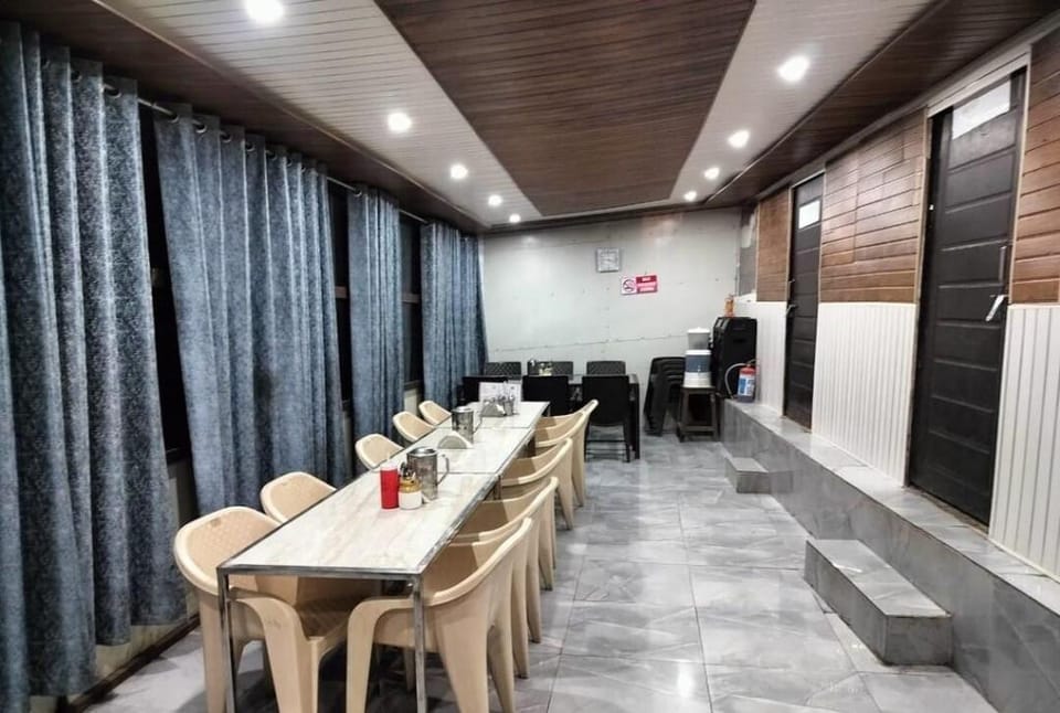 Silver Dew Resorts Hotel in Uttarakhand