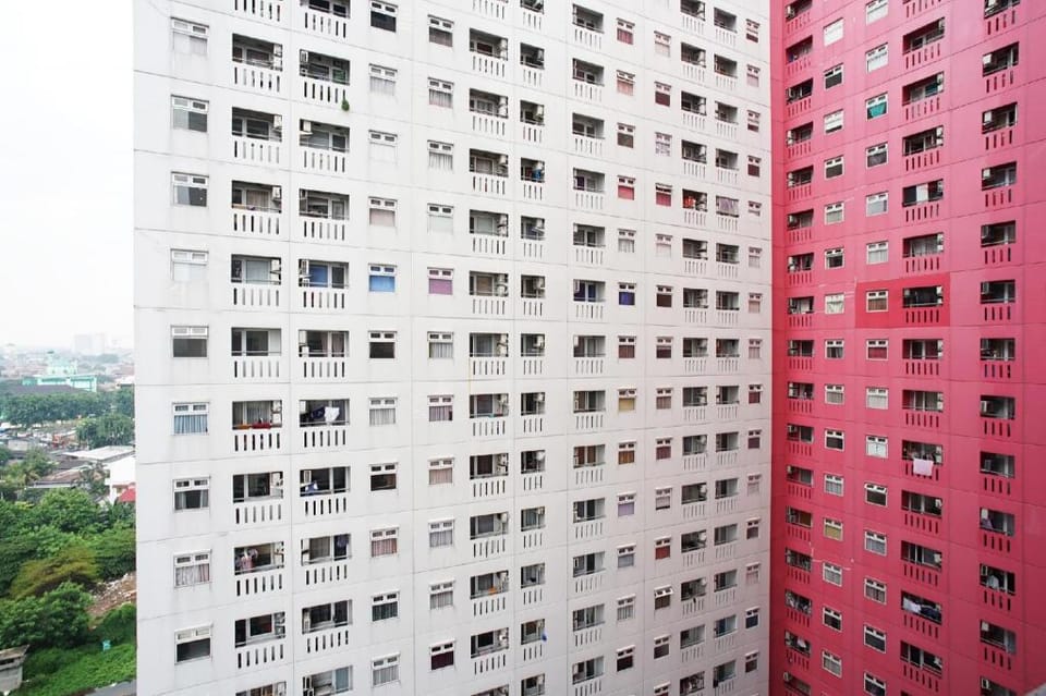Green Pramuka Apartment By Vici Apartment in Jakarta