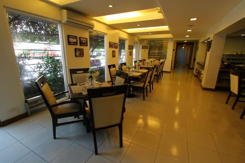 Trace Suites by SMS Hospitality Hotel in Calabarzon