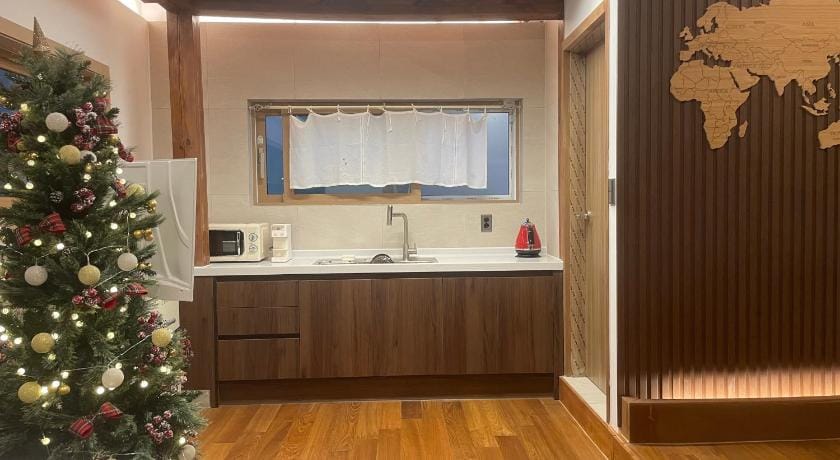 Hanok Hyeyum (Korea Quality) Bed and Breakfast in South Korea
