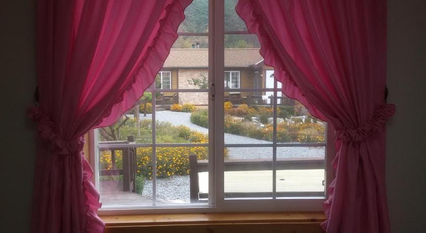 Oraview Pension Vacation rental in South Korea