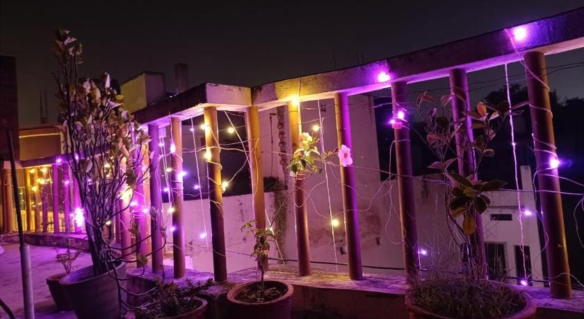 JPM Paying Guest House Hotel in Varanasi