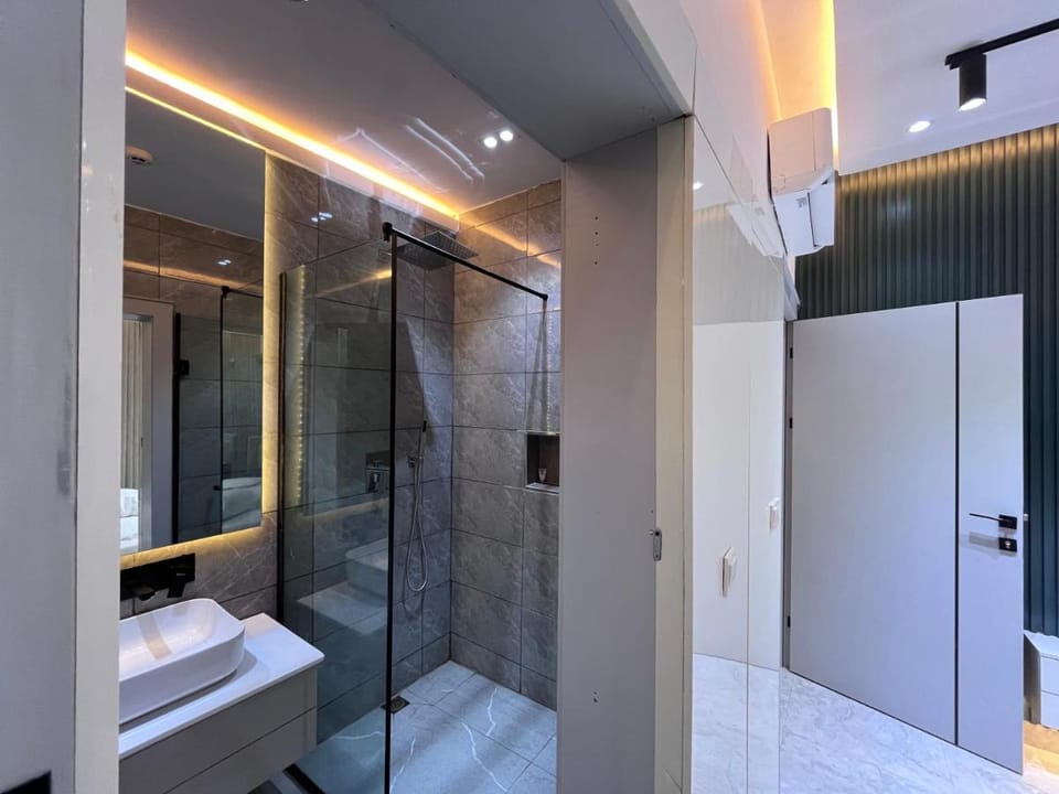 Blackwood Hotels Hotel in Lagos