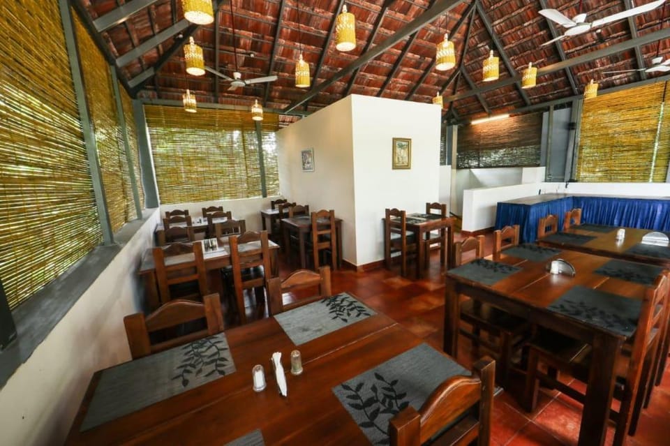 The Breeze Resort munnar Hotel in Kerala