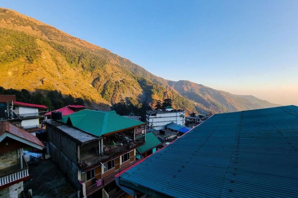 Oak view Hotel in Punjab, India