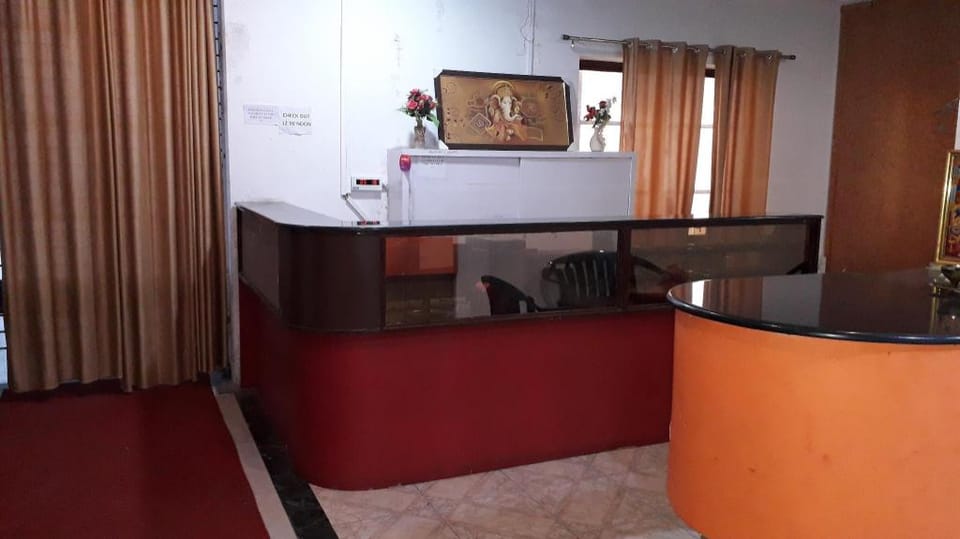 Grand Galaxy Hotel Krishna Hotel in Maharashtra